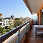 Apartment Entierement Renove Avec Vue Sur Le Bassin Et St Yves - Parking Prive