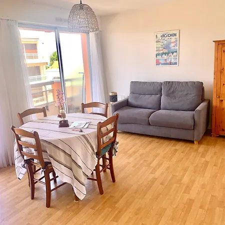 Entierement Rénové Avec Vue Sur Le Bassin Et St Yves Parking Privé Arcachon