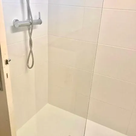 アパート Entierement Renove Avec Vue Sur Le Bassin Et St Yves Parking Prive *