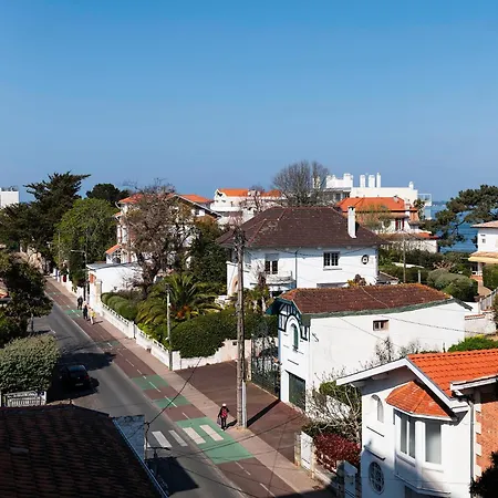 Entierement Rénové Avec Vue Sur Le Bassin Et St Yves Parking Privé Appartamento